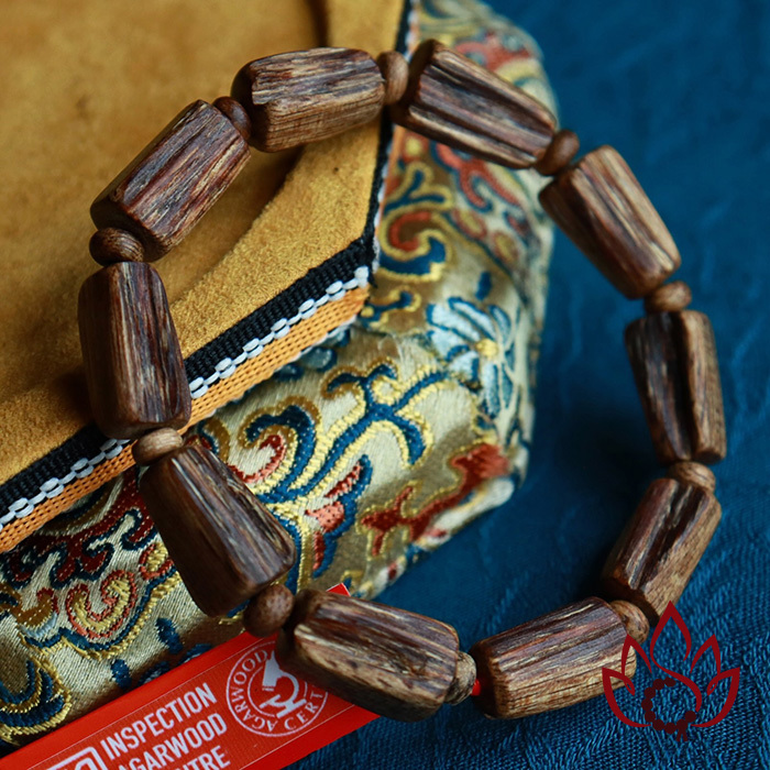 Vòng Trầm Hương Trúc Thô | Trầm Kiến Tự Nhiên